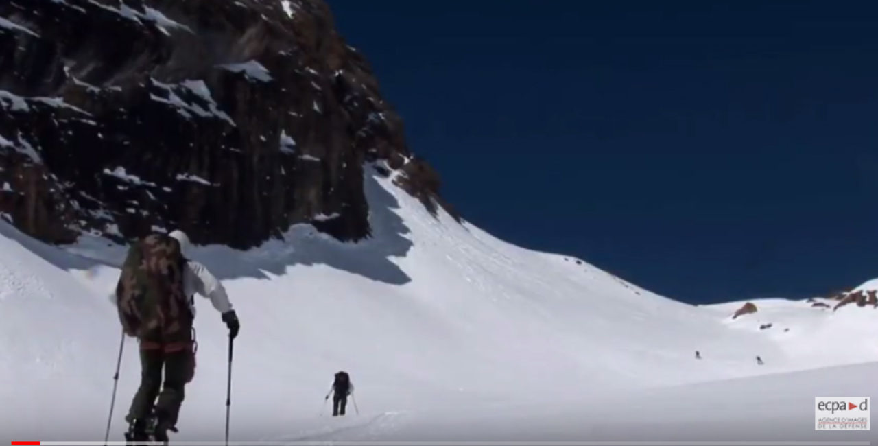 Bannière 130 ans des troupes de montagne