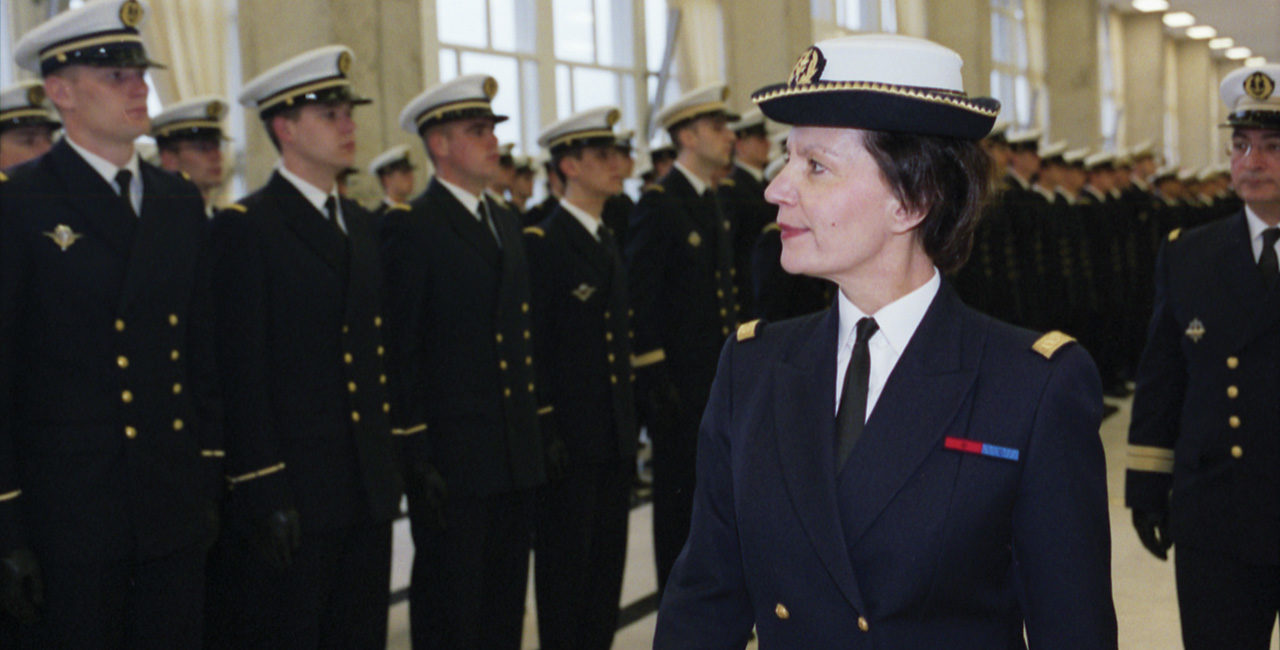 Bannière Portfolio – L’uniforme au féminin