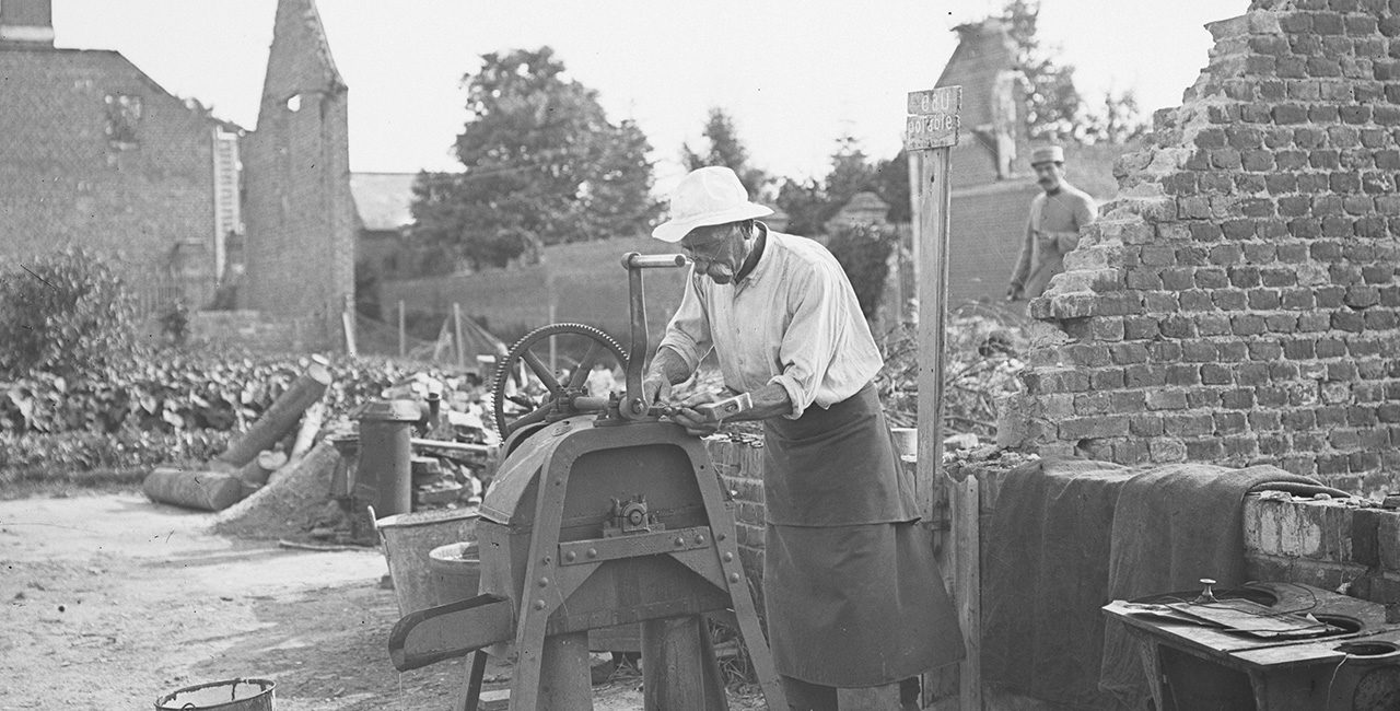 Bannière L’artisanat dans les fonds de l’ECPAD