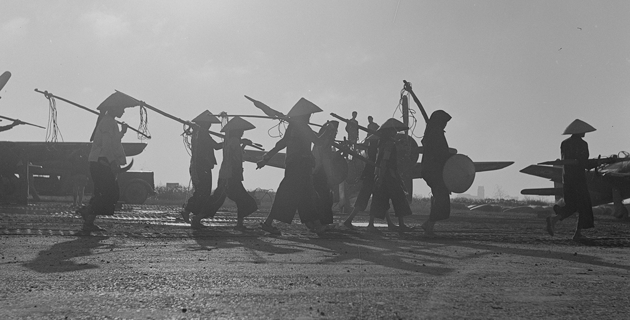 Bannière Raymond Cauchetier, de l’Indochine aux plateaux de cinéma