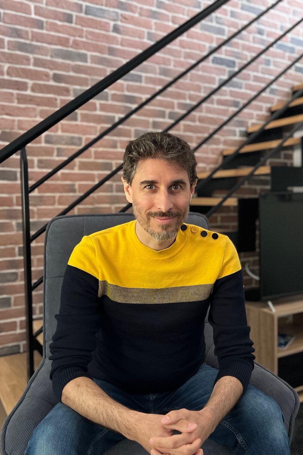 Raphaël Meyssan, auteur, scénariste et réalisateur de film d'animation en résidence au fort d'Ivry